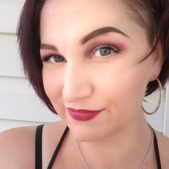 Meet your Posher, Zacy - Picture 1 of 1